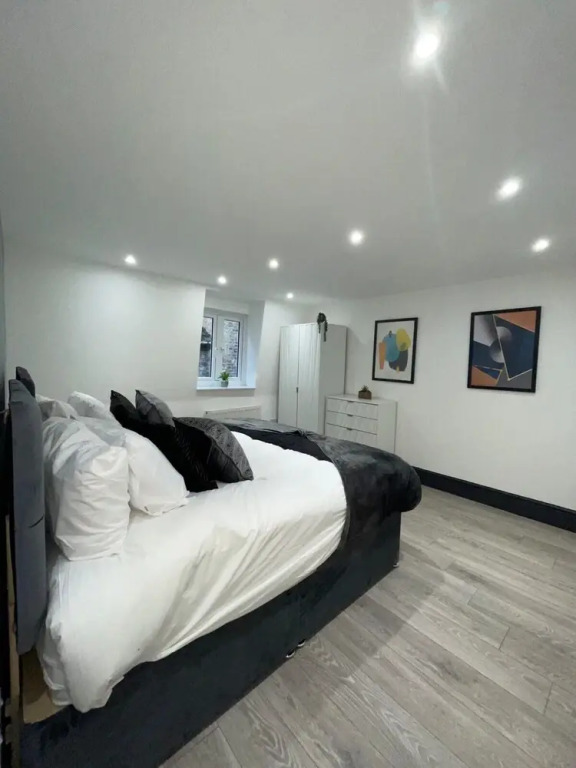 Abacus House Apartments