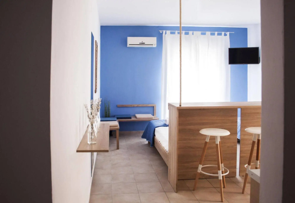 Krinis Apartments