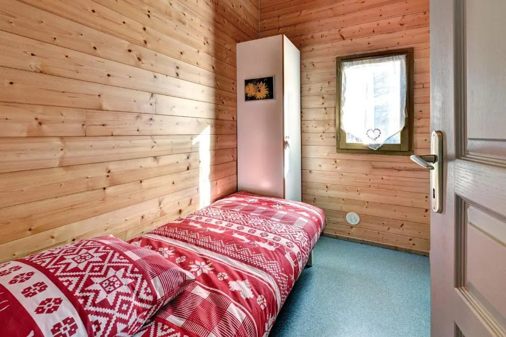 LA FERME de BELLINE Chalets ou Gîtes