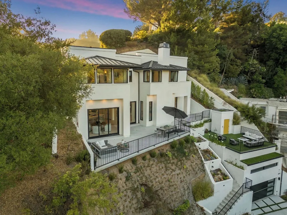 Belden Modern Villa