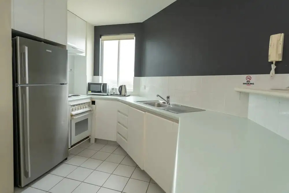 Comfortable 2 Bedroom Apartment With River Views