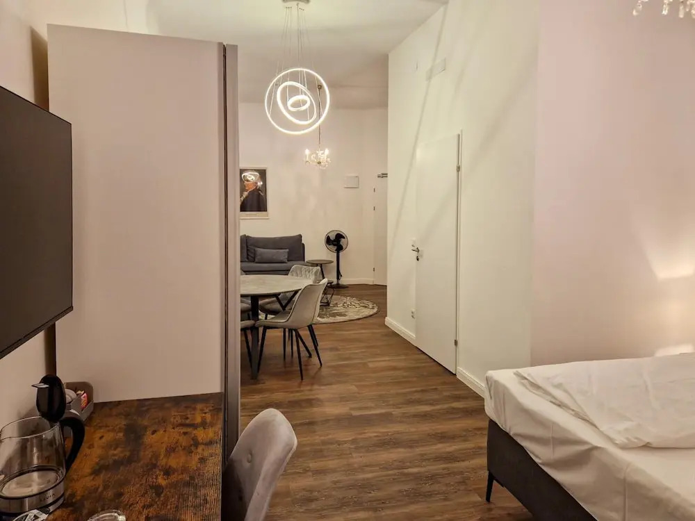 Pension Mozart - Vienna Center, Self Check-in