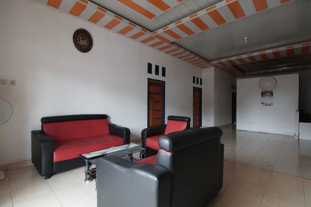 Hotel O Lona Guest House SyariahNearScience Park Universitas Riau