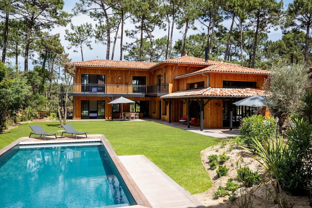 Luxury Family Villa Near Arcachon Bay