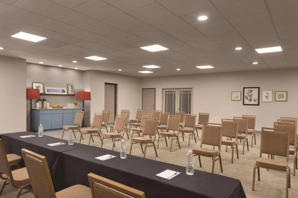 Country Inn & Suites by Radisson, RJ Stadium - Tampa Airport East
