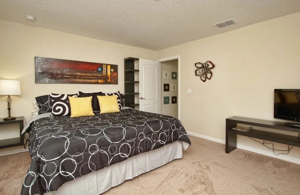 Townhome W/splashpool In Paradise Palms 3080pp 4 Bedroom Townhouse by RedAwning