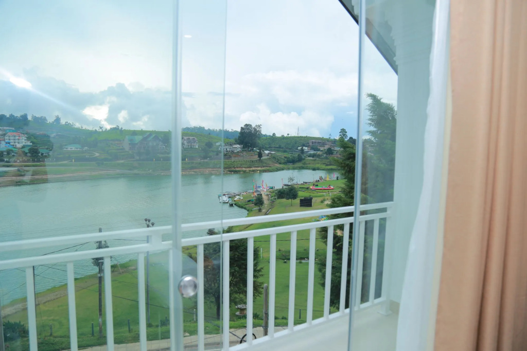 Galaxy Grand Hotel