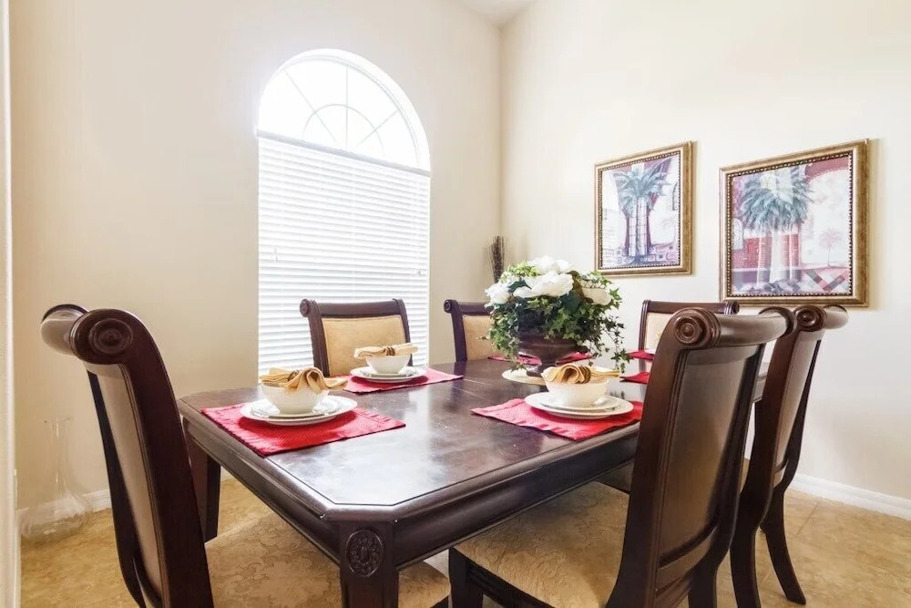 Orange Tree Resort, Pool, Spa And Game Room 4 Bedroom Home