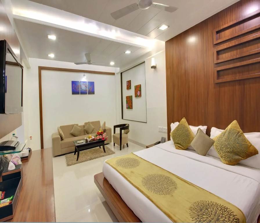 MARIGOLD-Newly Renovated Hotel