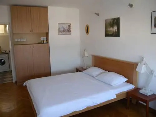 Apartment Student Square