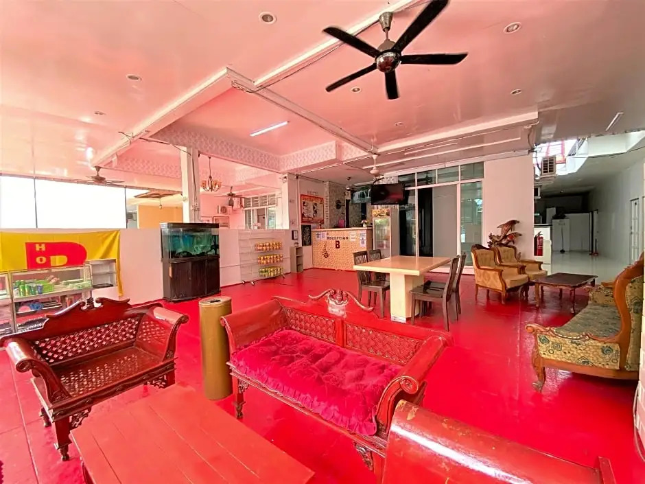 OYO 89540 B Hotel Penang
