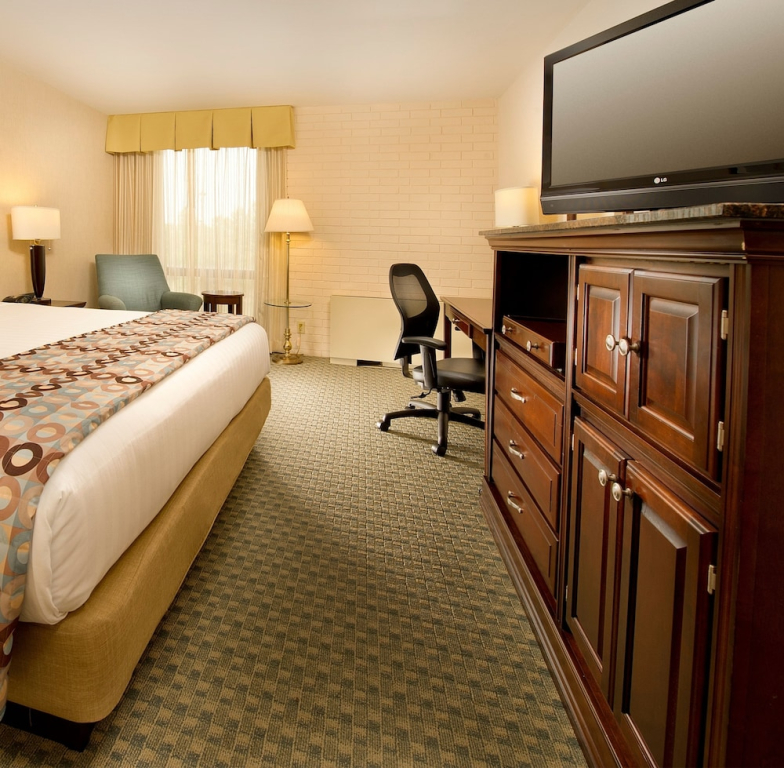 Drury Inn & Suites Kansas City Stadium- Kansas City