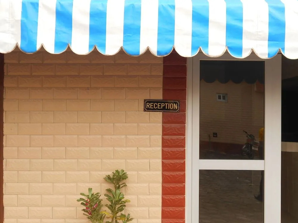 Hotel Ayenou