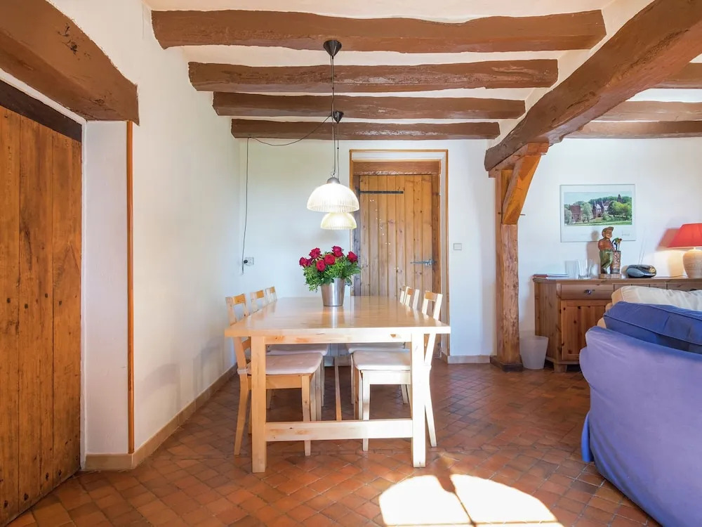Luxurious Holiday Home in Montrichard With Pool