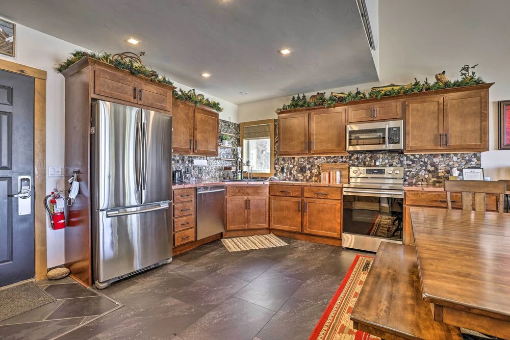 Ski, Soak & Explore! Granby Getaway w/ Mtn Views