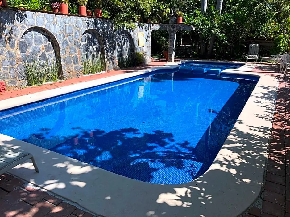Hotel Villas Ema