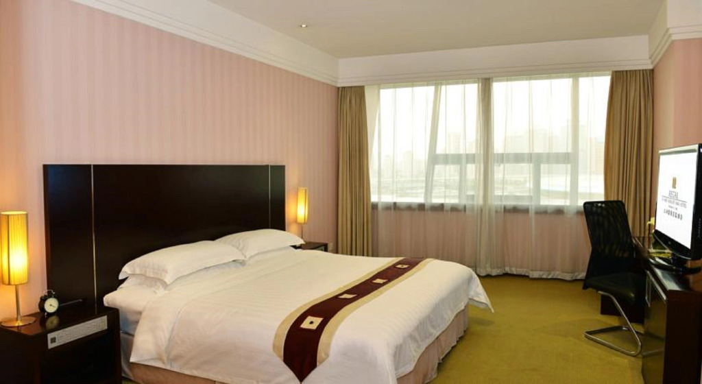 Regal Shanghai East Asia Hotel