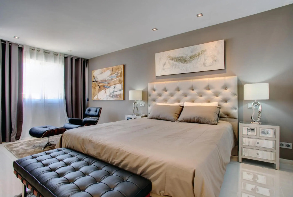 Casa Stefania - Modern Townhouse by Finest Rentals