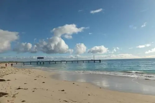 Unit 16, 2 Casuarina Crescent, Ocean Beach Chalets