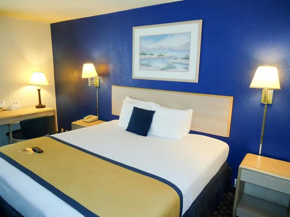 Best Western Regency Motor Inn