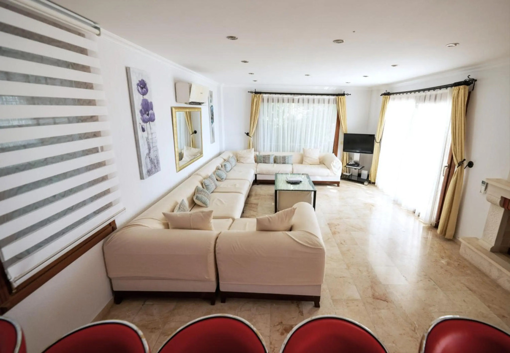 Villa Yakamoz
