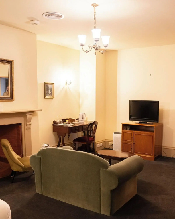 The Macquarie Hobart