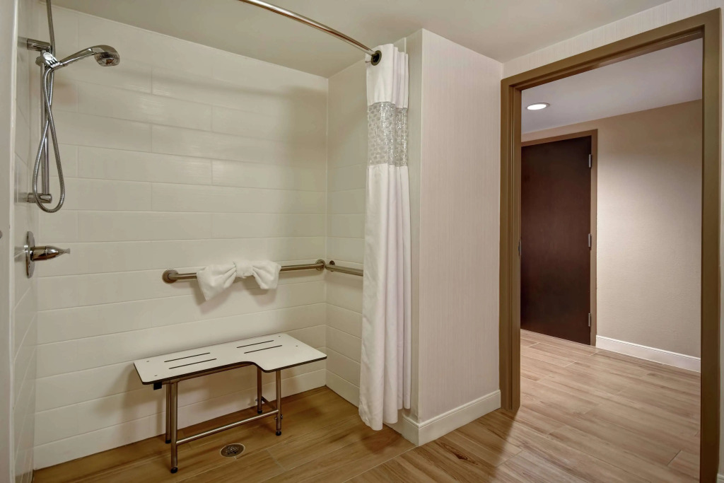 Hampton Inn Auburn