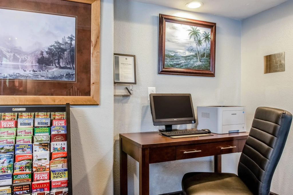Clarion Hotel By Humboldt Bay