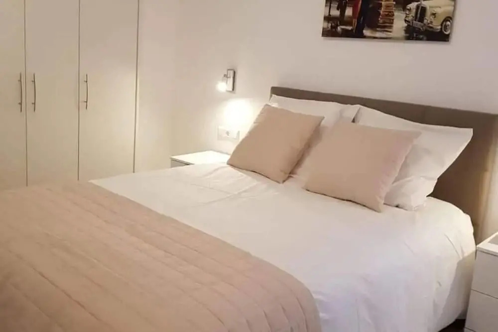 Spacious Modern Flat, 100 m2 in The Heart of City Center