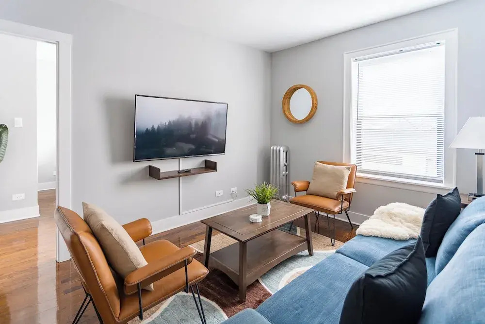Well-Appointed 2BR - Cicero 2N