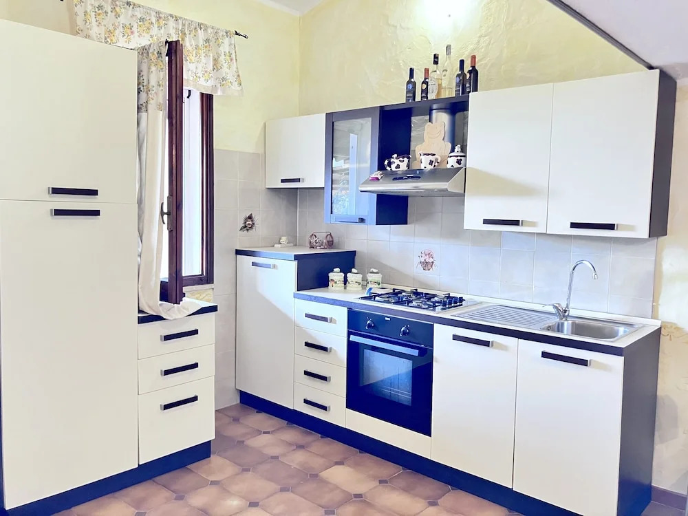 Cozy Apartment 50 mt From the sea