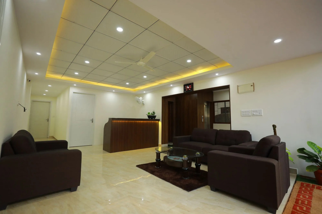 FabHotel Oakwey Inn - Indiranagar