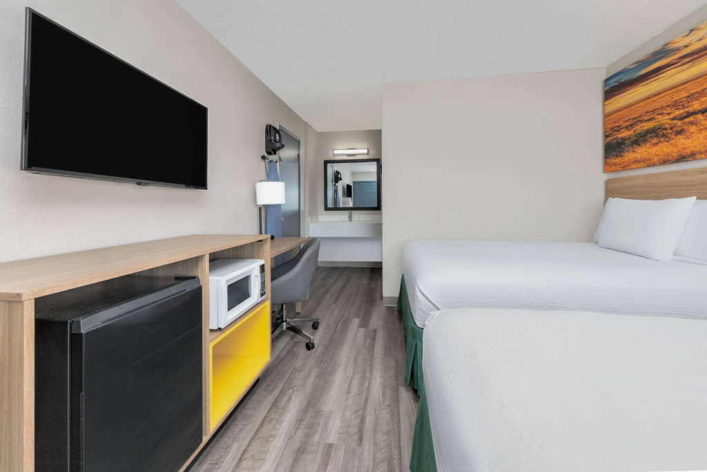 Days Inn by Wyndham Wichita Falls