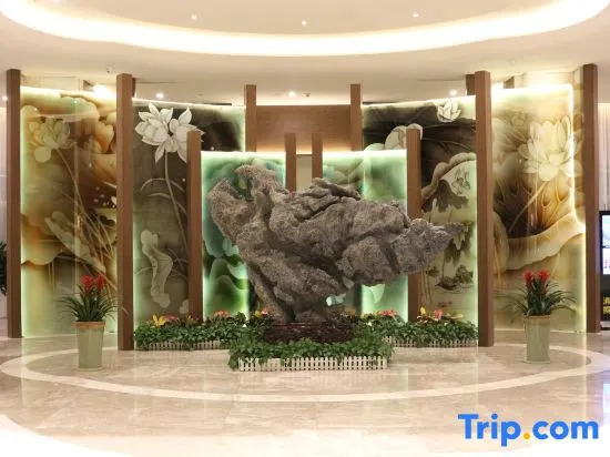 Inzone Garland Hotel