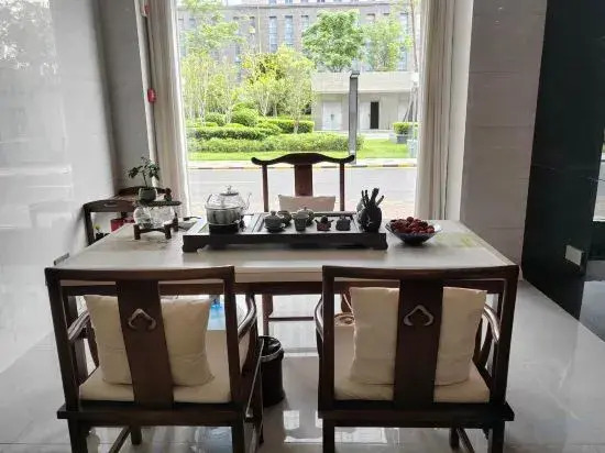 Homeinn Selected Hotel (Henan Science Museum Xianghu)