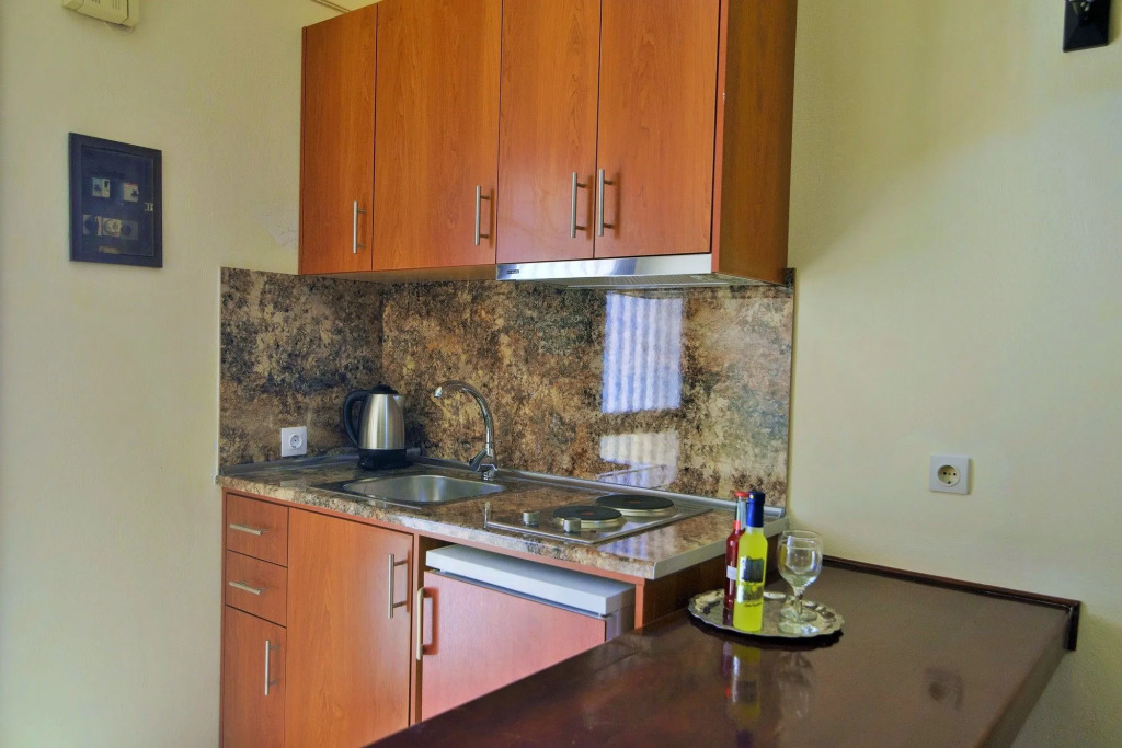 Toulas Apartments