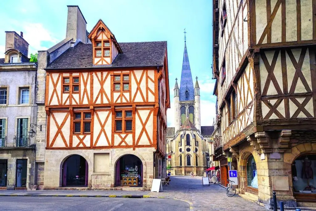 LE BASIN I Centre Historique I Standing & Moderne