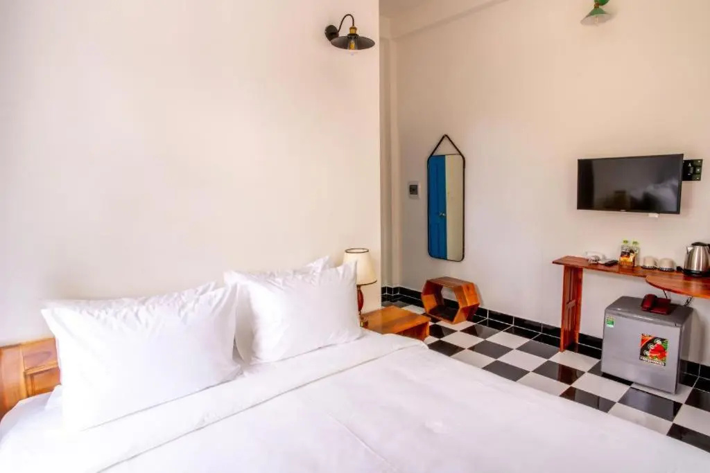 Vida Loca Sunset Beach Resort