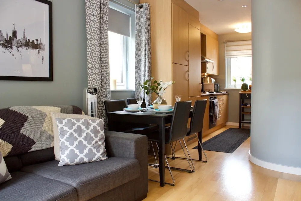 Royal Mile 2 Bedroom Apartment