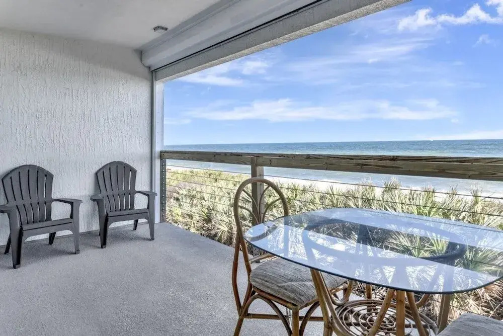 The White House On Flagler Beach - Unit 22 2 Bedroom Home