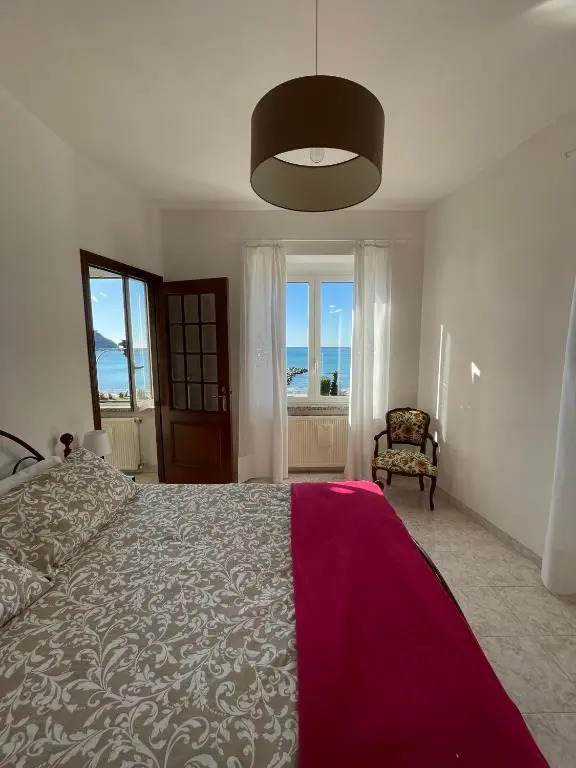 Finestre Sul Mare Tra Portofino E Le 5 Terre