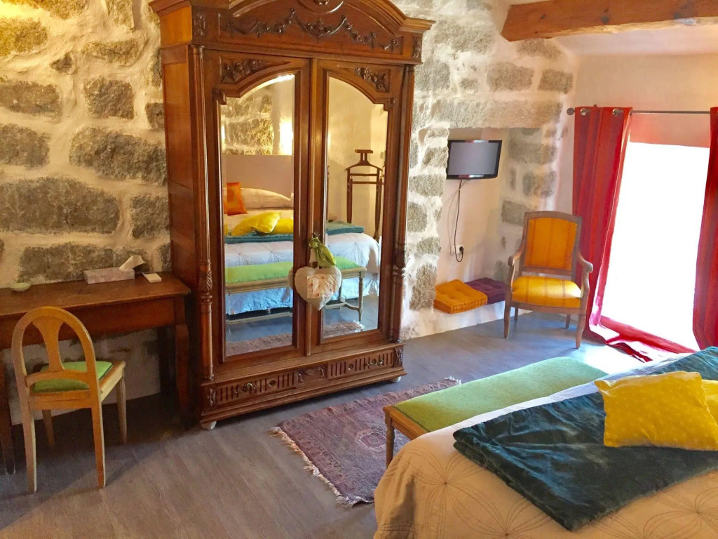 Auberge U nAntru Versu