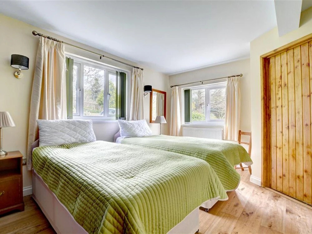 Peaceful Holiday Home in Saundersfoot With Garden