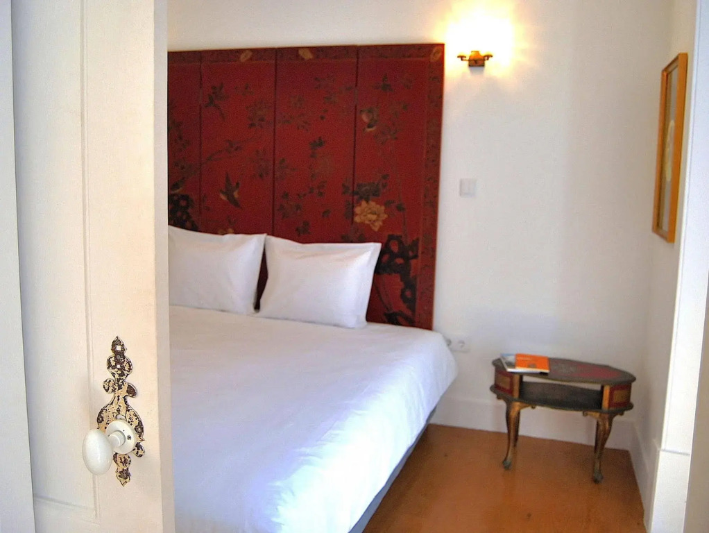 Ama Apartments