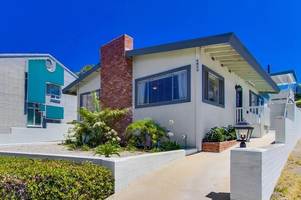 Pacific Shores III 5 Bedrooms 3 Bathrooms Home