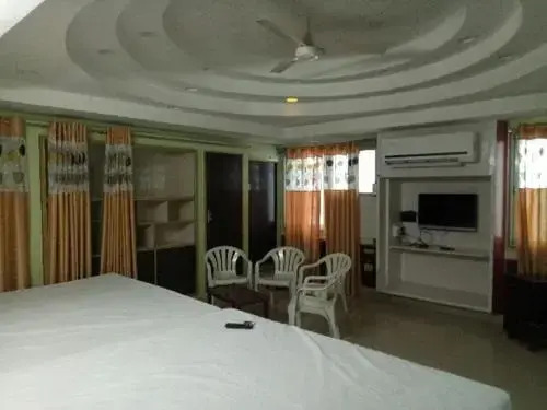 Sri Annapoorna Lodge