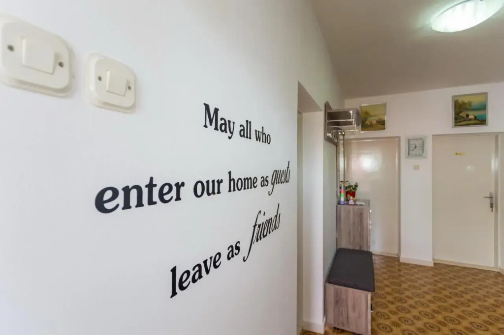 Boksic Rooms