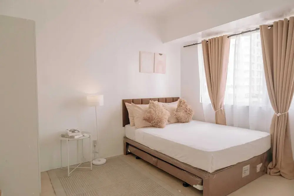 A Perfectly Chic Hideaway