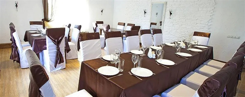 Safari Hotel
