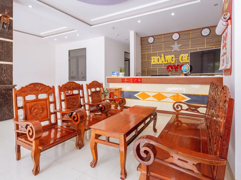 Oyo 727 Hoang Giang Hotel